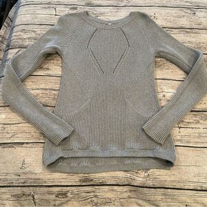 Lululemon Grey Cotton Long Sleeved Sweater With Thumb Holes Size 4
